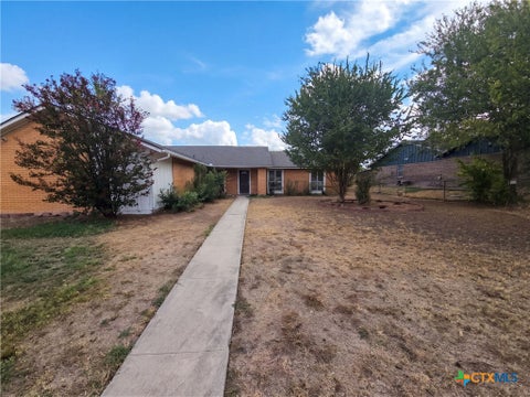 Photo of 1500 Dallas Street, Killeen, TX 76541 (MLS # 627066)