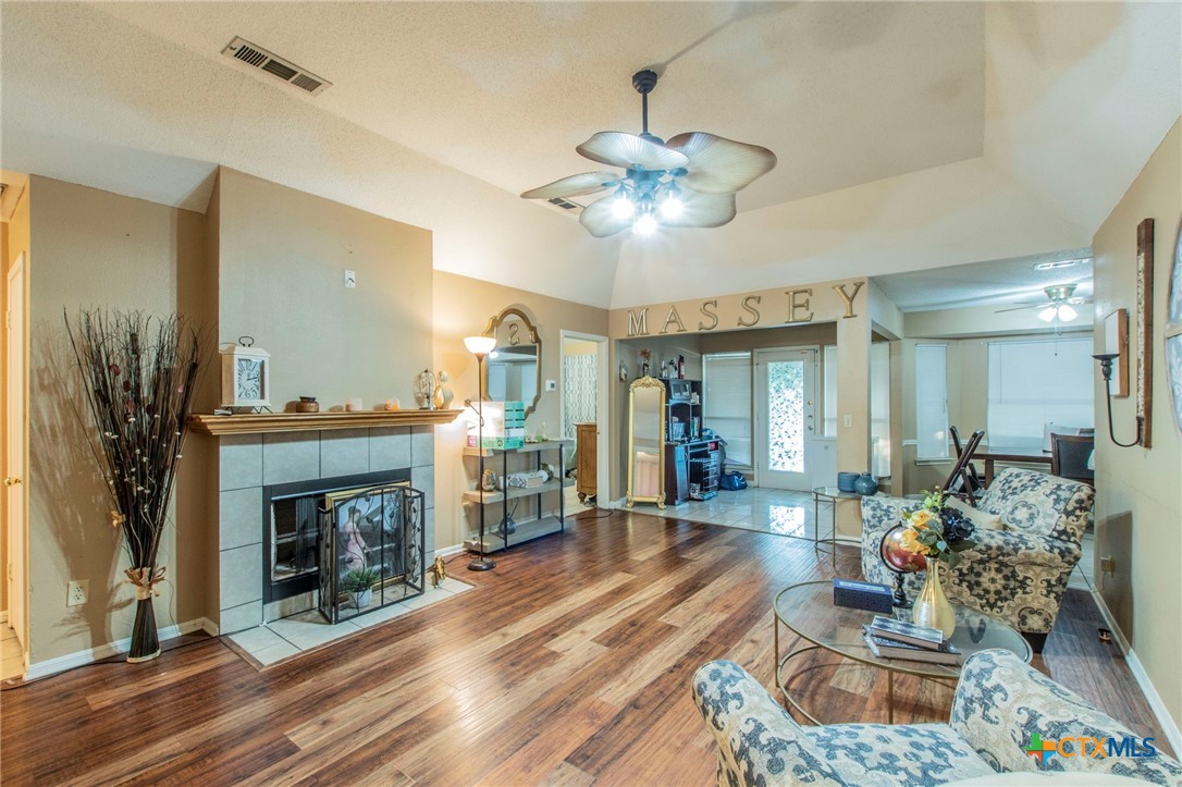 2701 Wildflower Drive