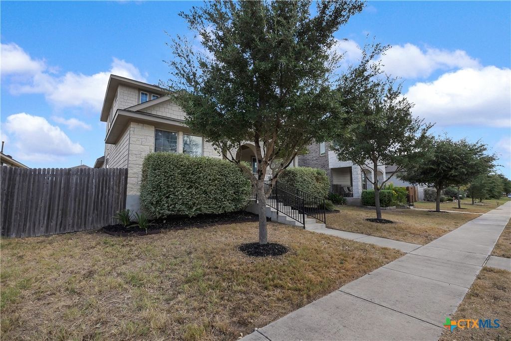 Photo of 214 Alford Street, San Marcos, TX 78666 (MLS # 593294)