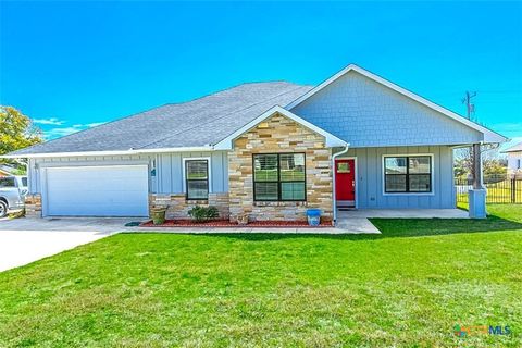 Photo of 119 Lakewood Drive, Gatesville, TX 76528 (MLS # 608300)