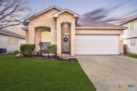 Photo of 2234 Lakeline Drive, New Braunfels, TX 78130 (MLS # 613831)