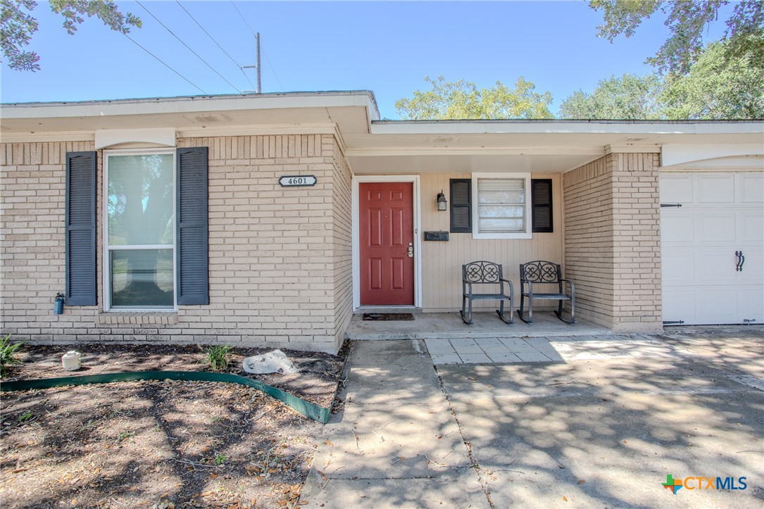 4601 Evergreen Street