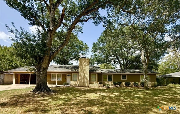 308 LOUISE ST, EDNA, TX 77957 - Image bfc4f06d6a20af6ee6aaa48a40e8a543/4211719023