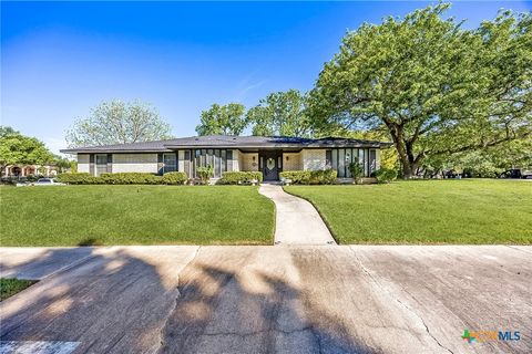 Photo of 6101 Stillwood Drive, Killeen, TX 76543 (MLS # 619722)