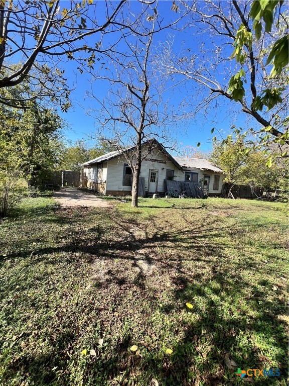 Photo 1 of 1 — 209 Brushy Street, Hutto, TX 78634