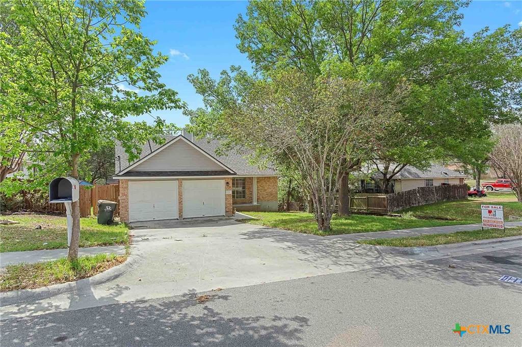 Photo of 2003 Ramona Circle, San Marcos, TX 78666 (MLS # 605235)