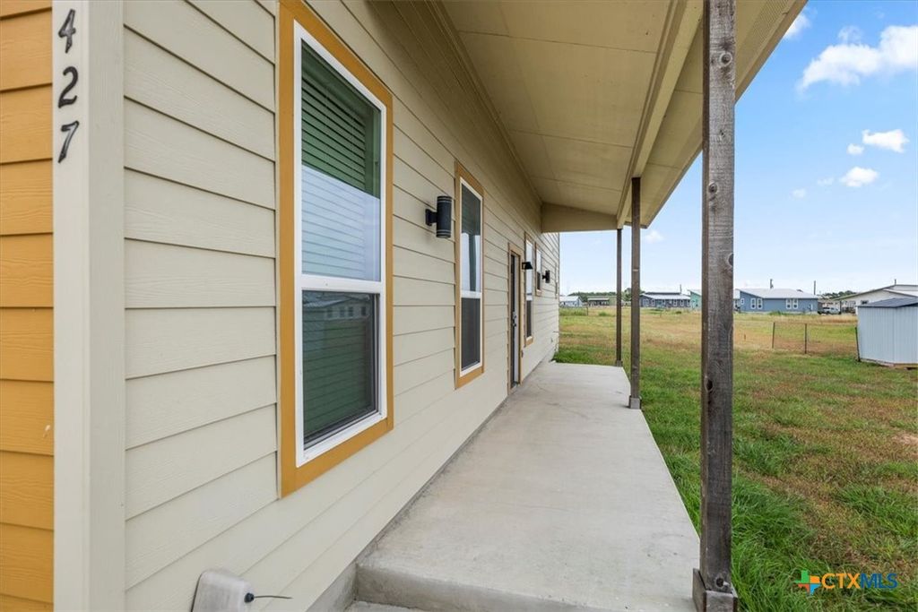 Photo of 427 Pintail Loop, San Marcos, TX 78666 (MLS # 587078)