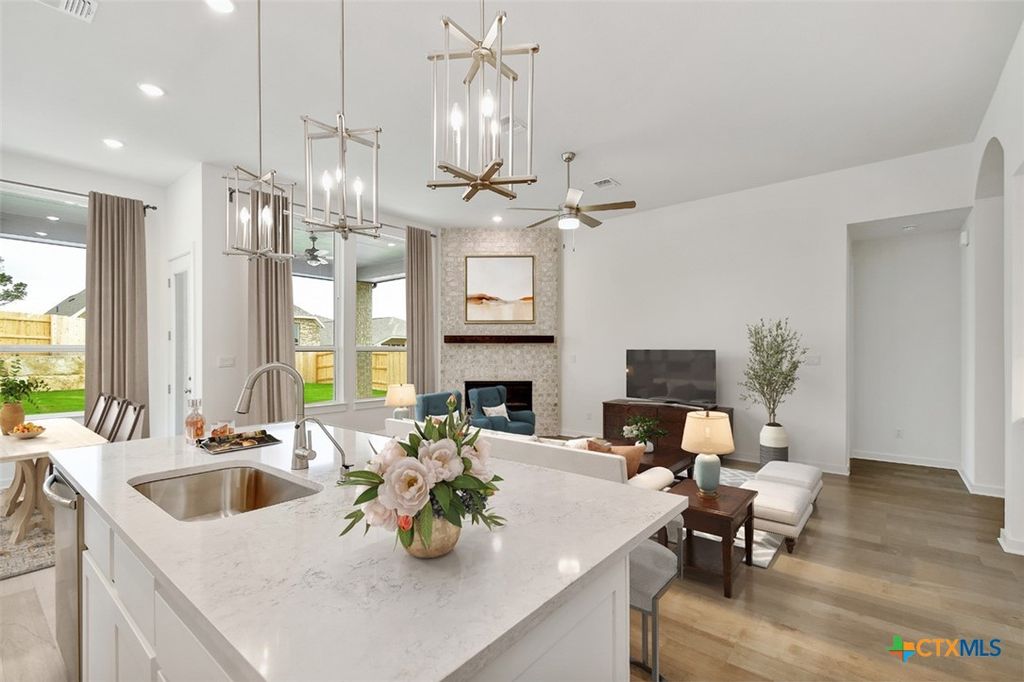 Photo of 420 Puppy Dog Pass, San Marcos, TX 78666 (MLS # 568552)