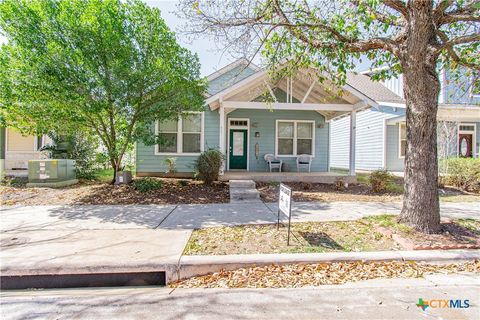 Photo of 421 Shadowpoint, San Marcos, TX 78666 (MLS # 601951)