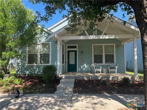 Photo of 421 Shadowpoint, San Marcos, TX 78666 (MLS # 601951)