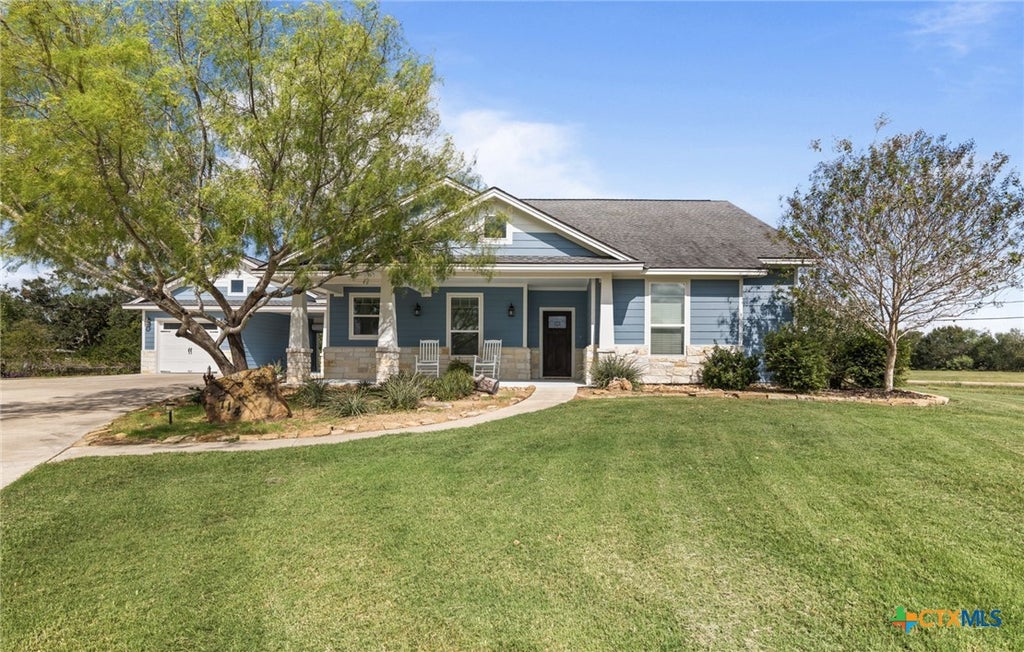 Photo of 714 Honeysuckle Drive, Edna, TX 77957 (MLS # 627538)