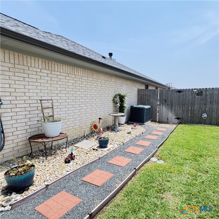 4102 Lost Oak Drive
