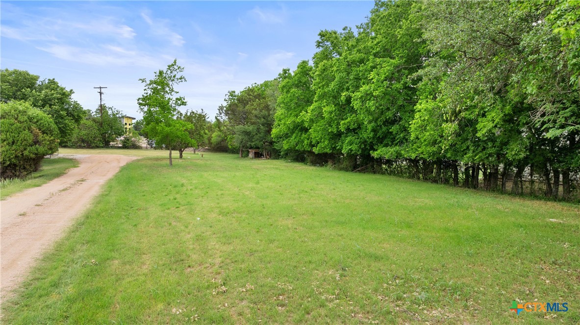 306 W Pecan Drive