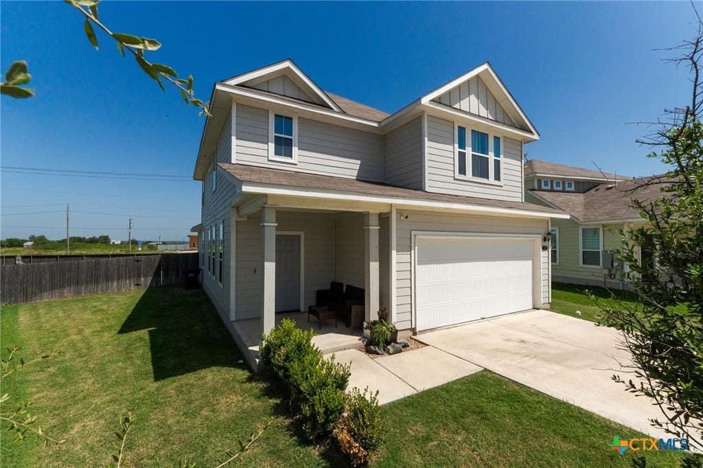 Photo of 120 Blue Agate Court, Jarrell, TX 76537 (MLS # 621997)
