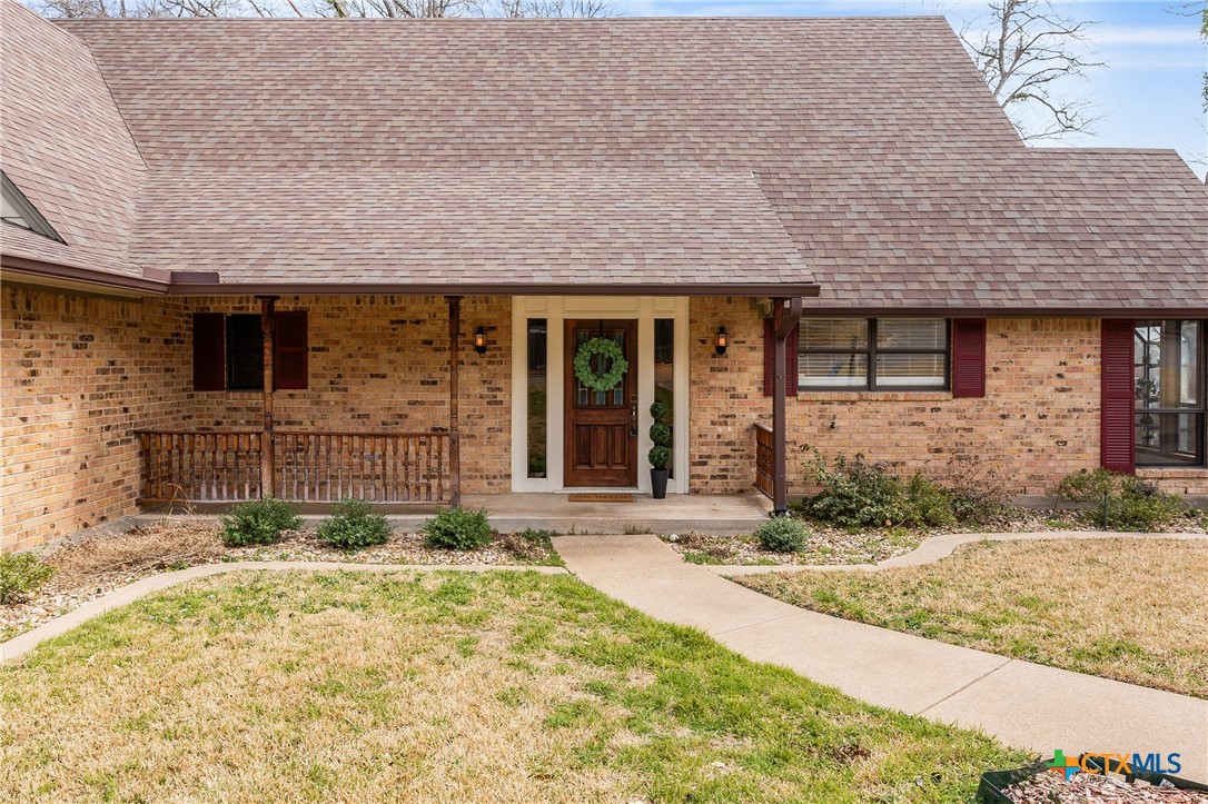 2821 Creek Side Drive