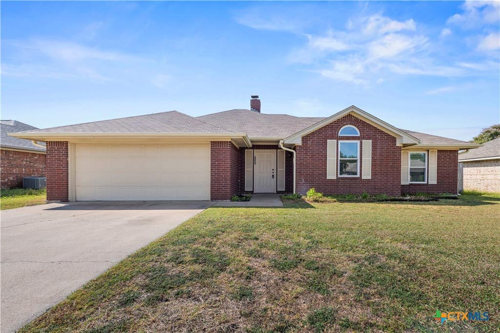 Photo of 4502 Glennwood Drive, Killeen, TX 76542 (MLS # 622658)