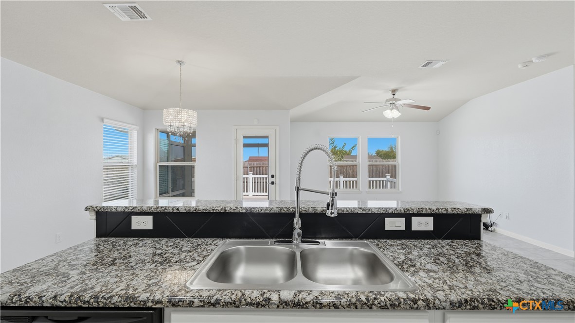 2631 Diamondback Trail