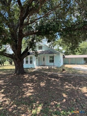 322 W AUSTIN ST, LULING, TX 78648 - Image c327b797706f9c4e3cd99e61421eeffd/1005564808