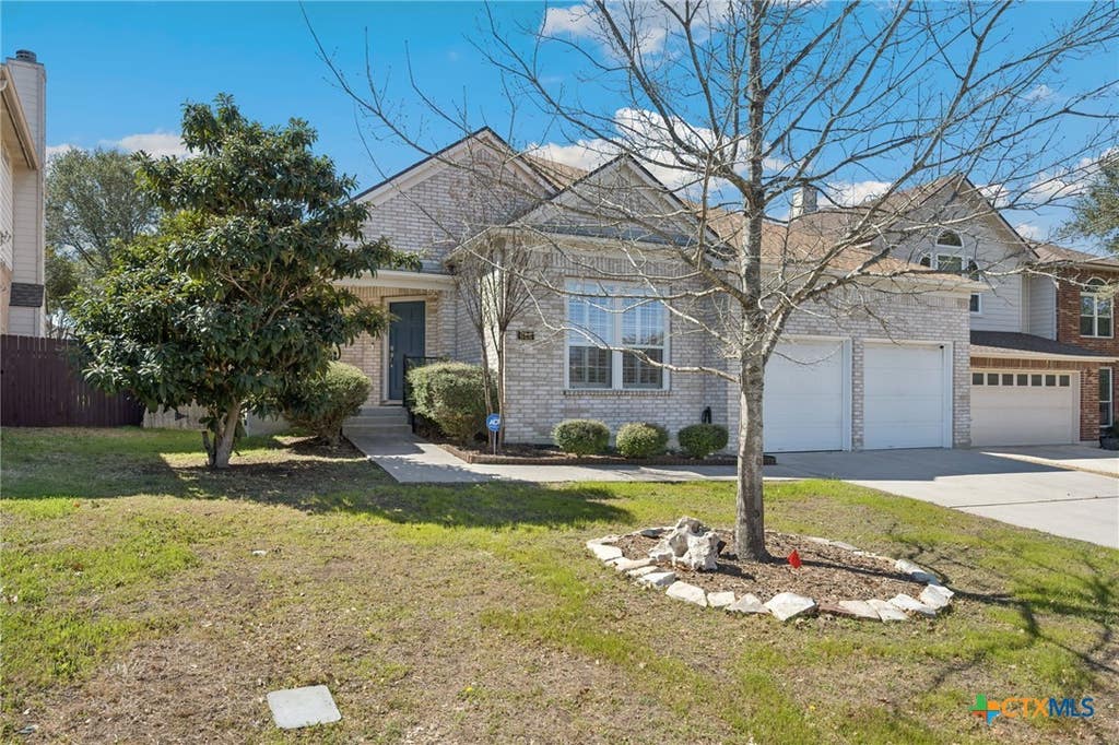 Photo of 626 Rexton Lane, San Antonio, TX 78258 (MLS # 605446)
