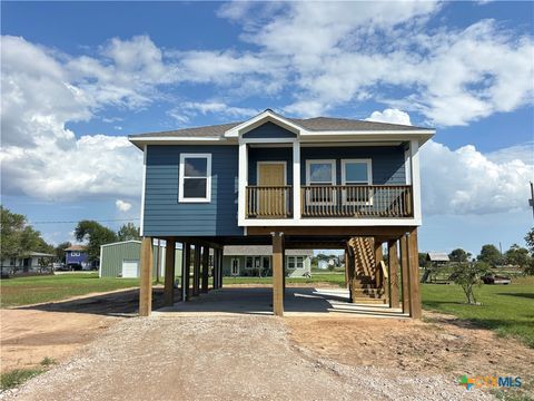 Photo of 423 Calumet, Palacios, TX 77465 (MLS # 595849) Photo of 423 Calumet, Palacios, TX 77465 (MLS # 595849)