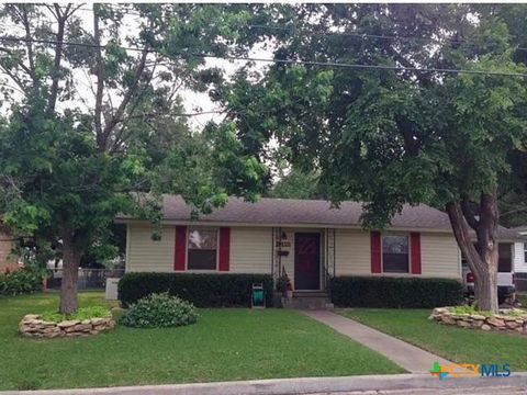 Photo of 2418 Osage Road, Gatesville, TX 76528 (MLS # 604180)