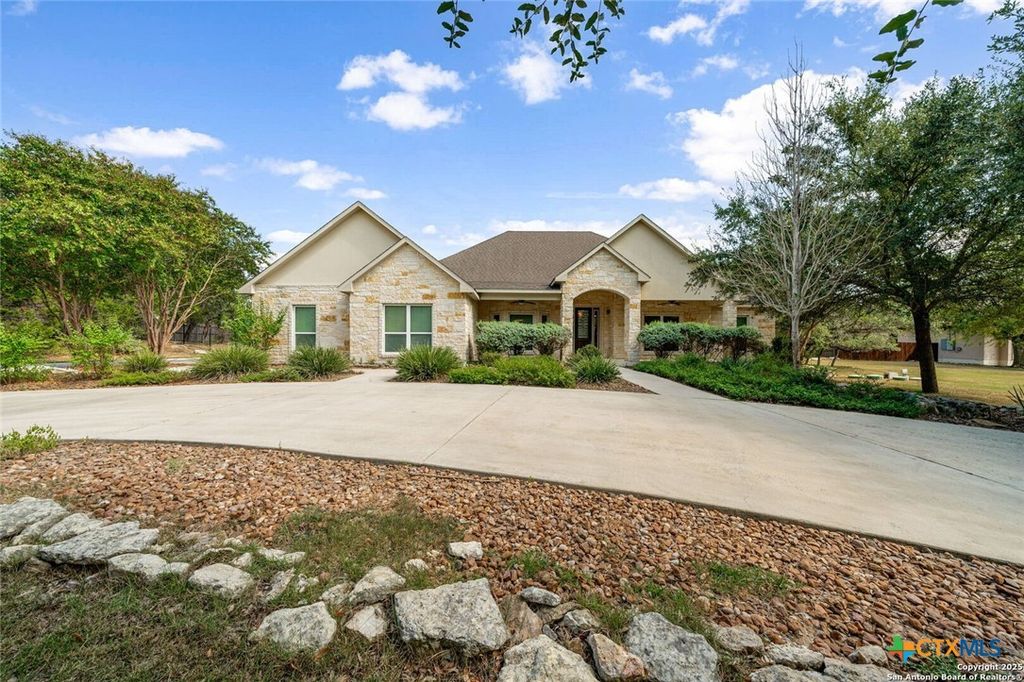 Photo of 26018 Hazy Hollow, San Antonio, TX 78255 (MLS # 597406)