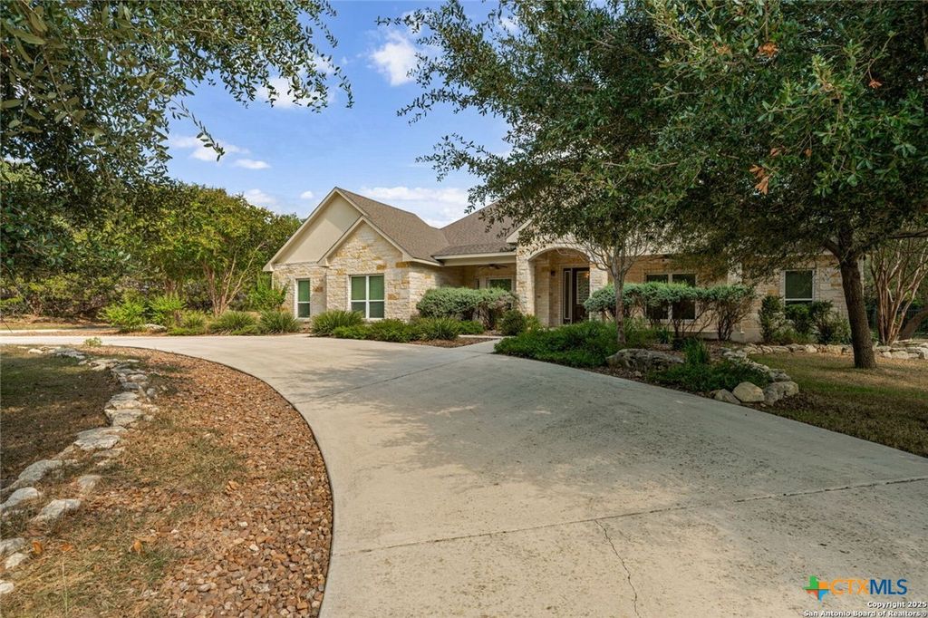 Photo of 26018 Hazy Hollow, San Antonio, TX 78255 (MLS # 597406)