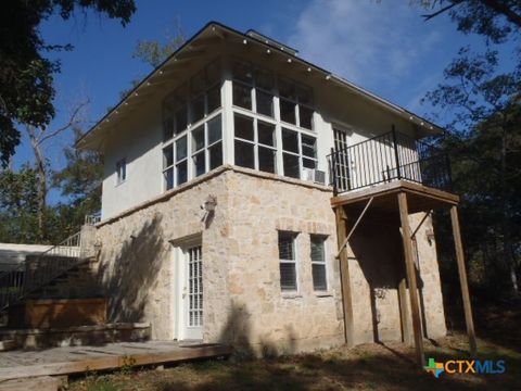 A home in New Braunfels