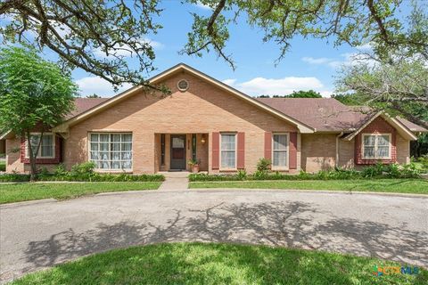 Photo of 216 Mesa Drive, Gatesville, TX 76528 (MLS # 611512)