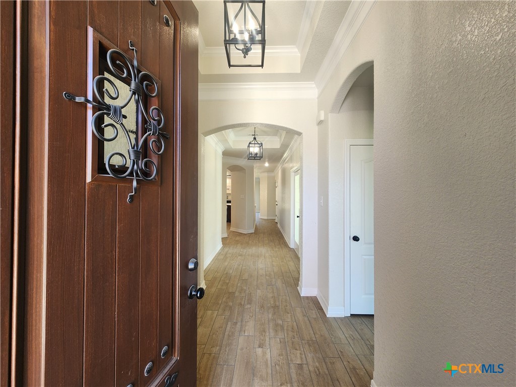 806 Eagle Heights Drive