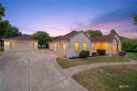 Photo of 2018 Blue Heron Lane, Harker Heights, TX 76548 (MLS # 621724)
