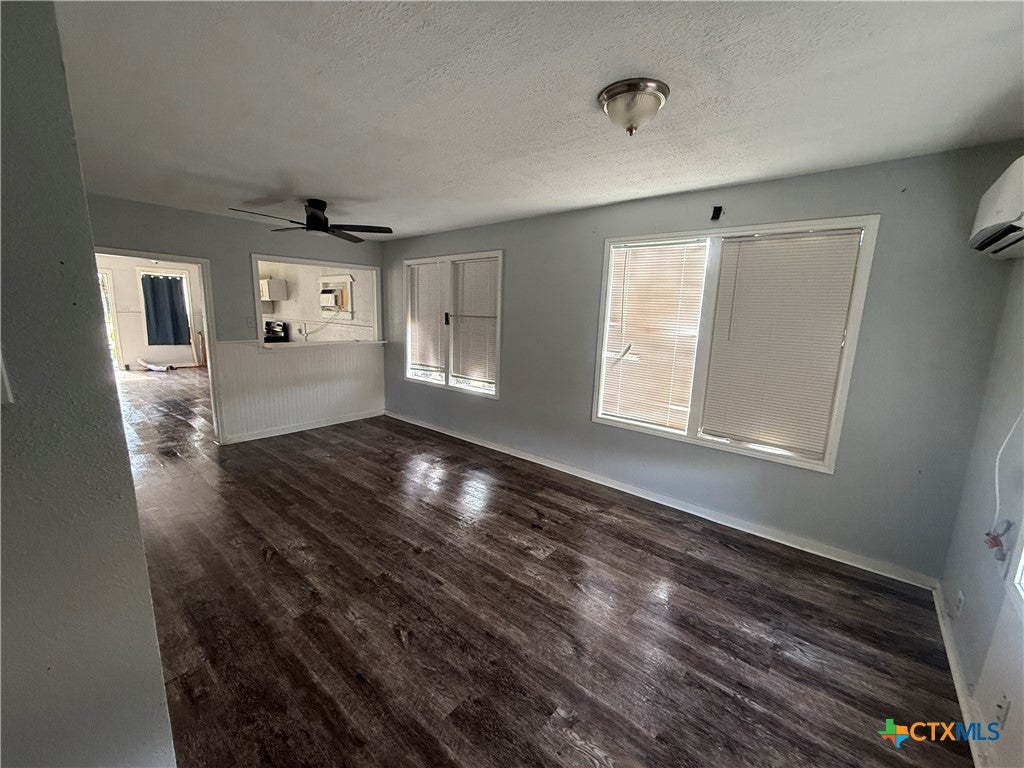 Photo of 1127 US Highway 59, Goliad, TX 77963 (MLS # 627980)