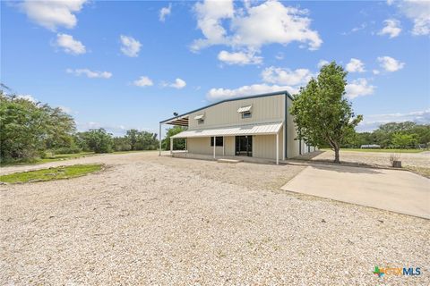 Photo of 5207 Dogridge Road, Belton, TX 76513 (MLS # 613693)