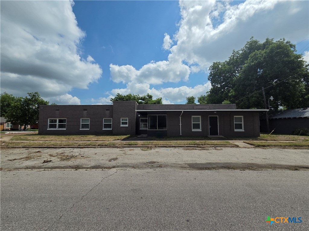 518 N 5th Street