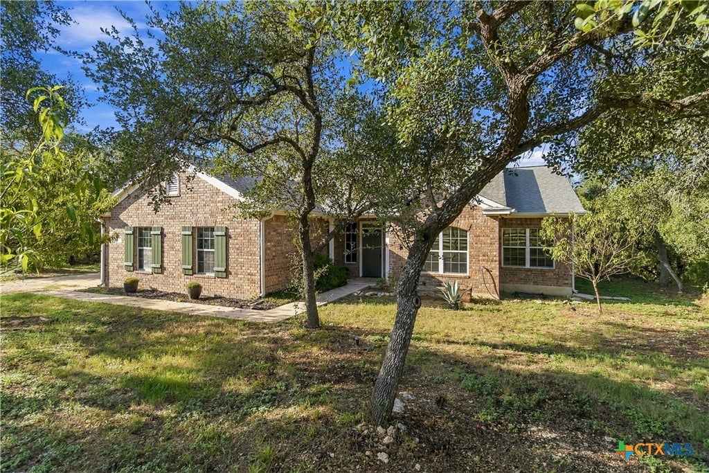 Photo of 205 Homestead Road, Kyle, TX 78640 (MLS # 627187)
