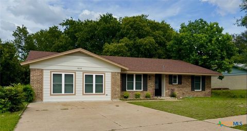 Photo of 1804 Wilshire Drive, Killeen, TX 76543 (MLS # 620024)