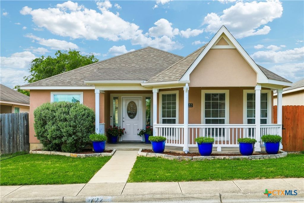 Photo of 1722 Joy Spring, New Braunfels, TX 78130 (MLS # 611493)