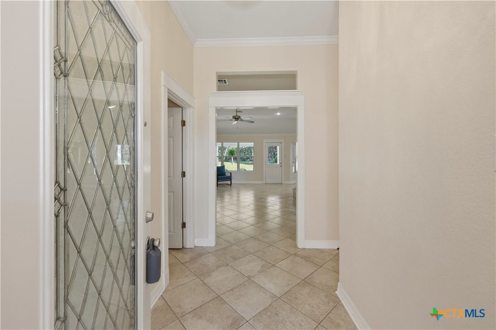 Photo of 5410 Denmans Loop, Belton, TX 76513 (MLS # 609352)