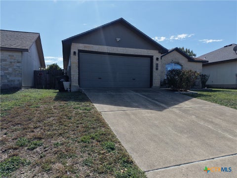 Photo of 304 Moonstone Drive, Jarrell, TX 76537 (MLS # 628804)
