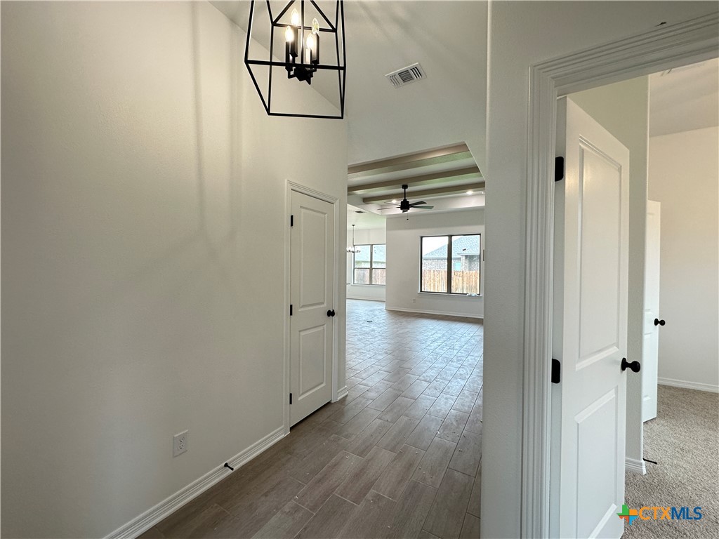 813 Eagle Cross Cove