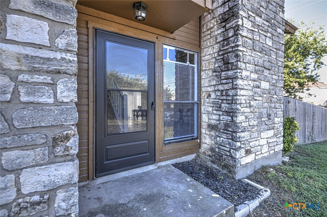 1304 Royal Crest Drive