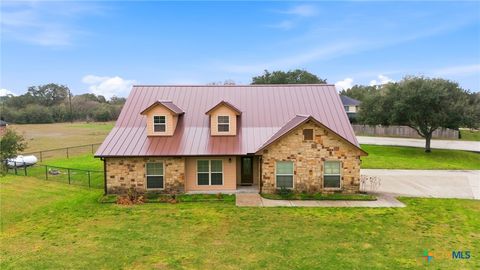Photo of 108 Lakeway Court, Victoria, TX 77905 (MLS # 606497)