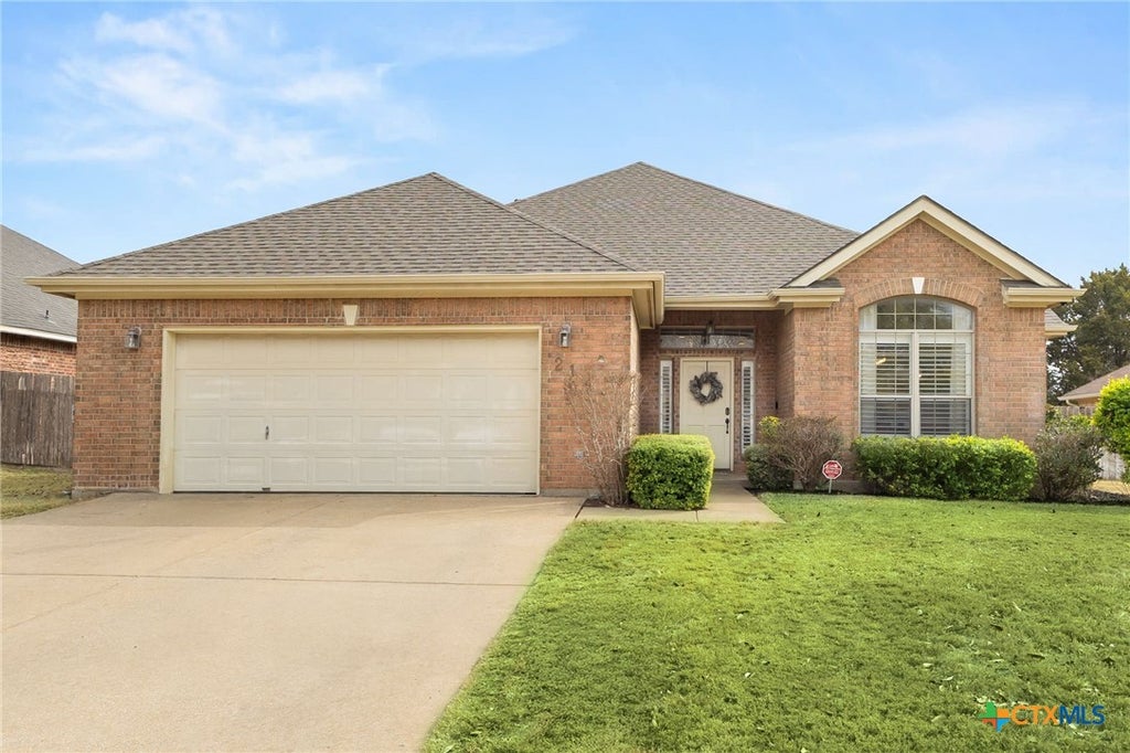 Photo of 21 Preston Wood, New Braunfels, TX 78132 (MLS # 602988)