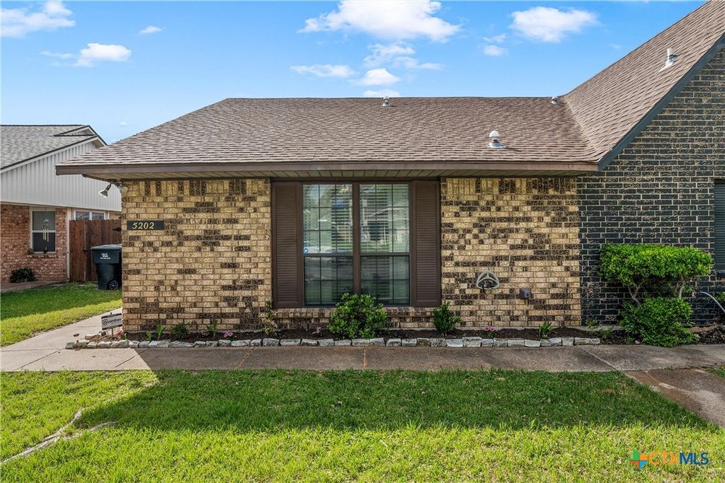 Photo of 5202 Colonel Travis Street, Temple, TX 76502 (MLS # 610044)