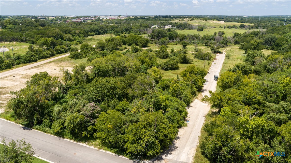 504 W Nolan Trail