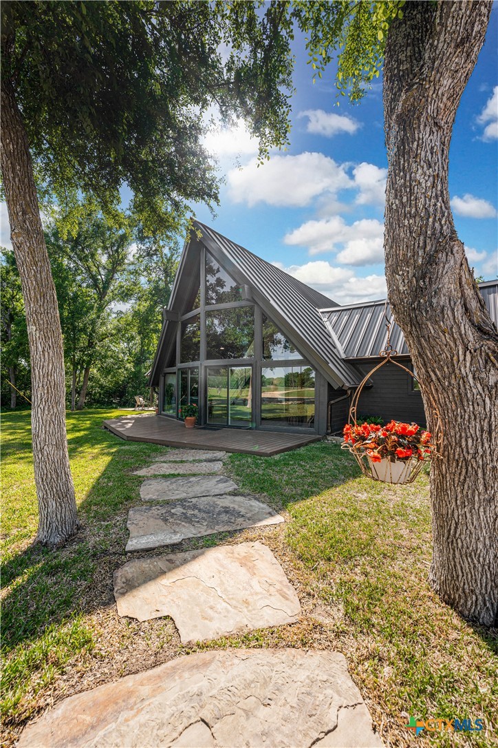 4158 Creek Road