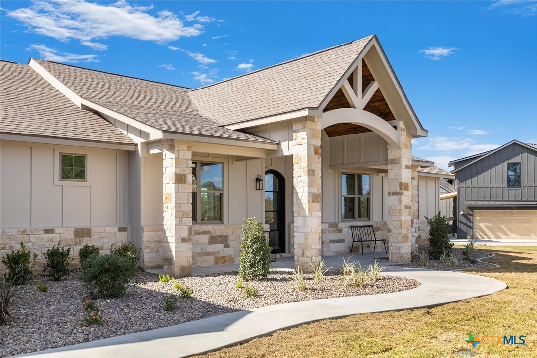 112 Ridgehaven Trail