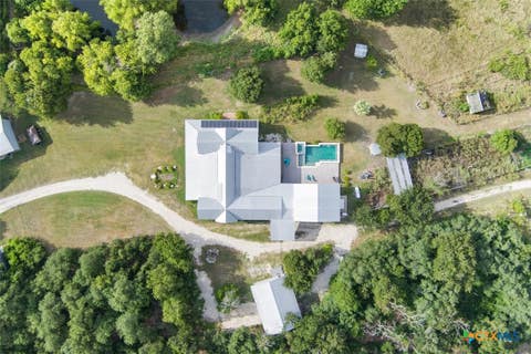 Photo of 100 S Dewberry Creek Trail, Hutto, TX 78634 (MLS # 621405)