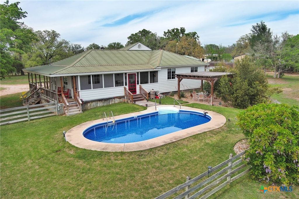 Photo of 358 Lower Red Rock Road, Bastrop, TX 78602 (MLS # 610402)