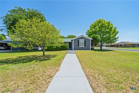 Photo of 507 Bliss Lane, San Marcos, TX 78666 (MLS # 614390)